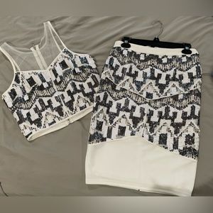 2 piece set, medium. Perfect for brides